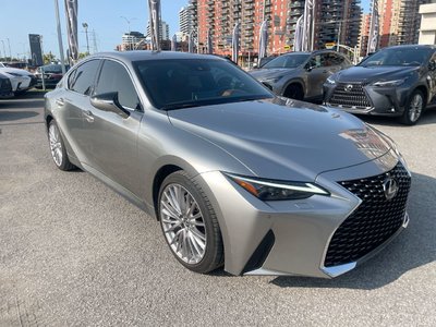 Lexus IS 300  2023 à Laval, Québec