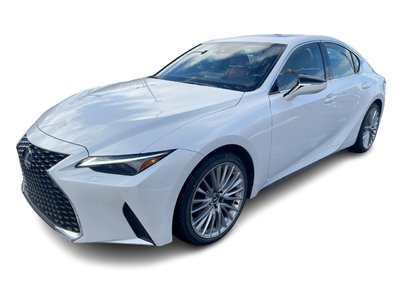 Lexus IS 300  2024 à Laval, Québec