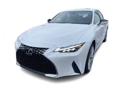 Lexus IS 300  2024 à Laval, Québec