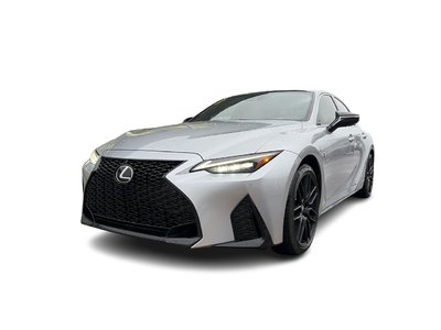 Lexus IS  2022 à Laval, Québec