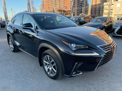 Lexus NX 300  2020 à Laval, Québec