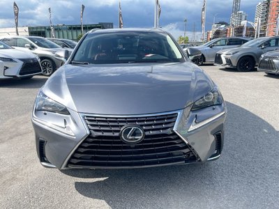 Lexus NX 300  2021 à Laval, Québec