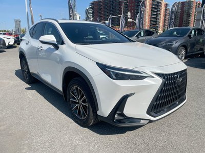 Lexus NX 450h+  2022 à Laval, Québec
