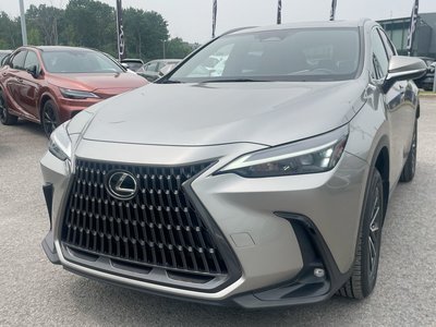 Lexus NX 450h+  2023 à Laval, Québec