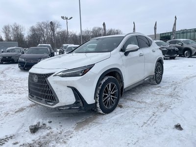 Lexus NX 450h+  2025 à Laval, Québec