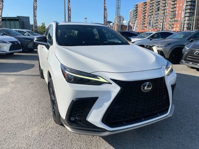 Lexus NX  2022 à Laval, Québec