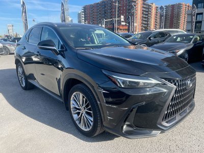 Lexus NX  2022 à Laval, Québec