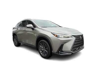 Lexus NX  2022 à Laval, Québec