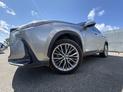 Lexus NX  2024 à Laval, Québec