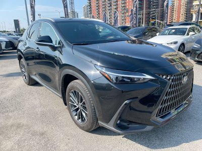 Lexus NX  2025 à Laval, Québec