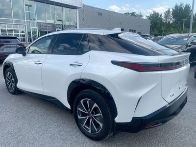 Lexus RZ  2023 à Laval, Québec
