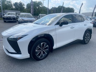 Lexus RZ  2024 à Laval, Québec