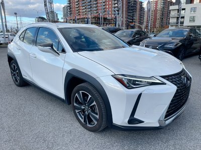 Lexus UX 250h  2021 à Laval, Québec