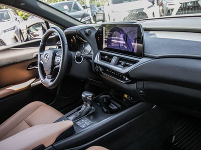 2024 Lexus UX 250h in Laval, Quebec