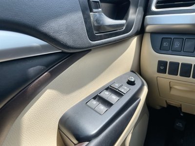 2019 Toyota Highlander in Laval, Quebec