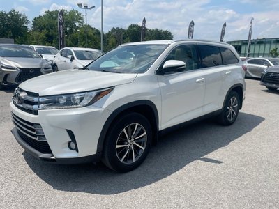 2019 Toyota Highlander in Laval, Quebec
