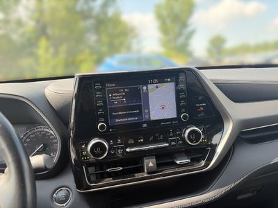 2022 Toyota Highlander in Laval, Quebec