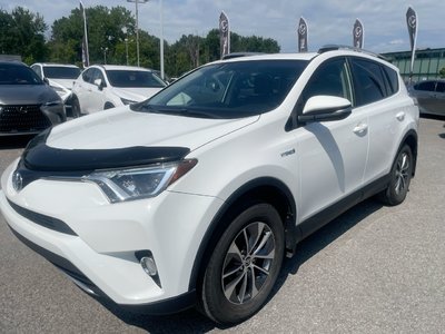 2016 Toyota RAV4 Hybrid in Laval, Quebec