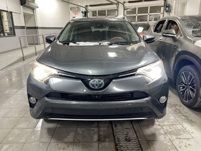 2018 Toyota RAV4 in Laval, Quebec