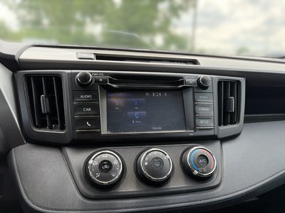 Toyota RAV4  2018 à Laval, Québec