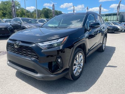 Toyota RAV4  2024 à Laval, Québec