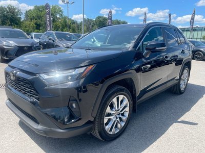 Toyota RAV4  2024 à Laval, Québec