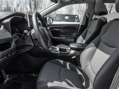 Toyota RAV4  2023 à Laval, Québec