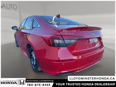 2022 Honda Civic Touring — photo 8