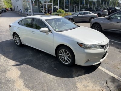 2013 Lexus ES 350 in Markham, Ontario
