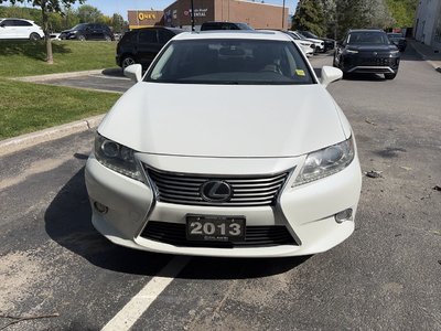 2013 Lexus ES 350 in Markham, Ontario