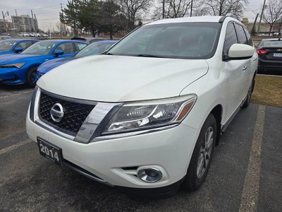 2014 Nissan Pathfinder in Markham, Ontario