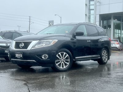 2015 Nissan Pathfinder in Markham, Ontario
