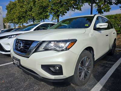 2017 Nissan Pathfinder in Markham, Ontario