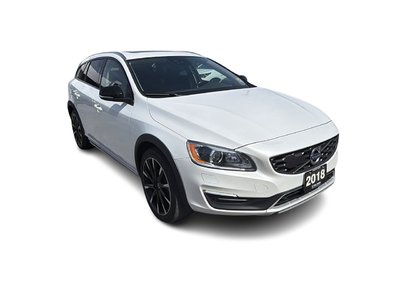 2018 Volvo V60 Cross Country in Markham, Ontario