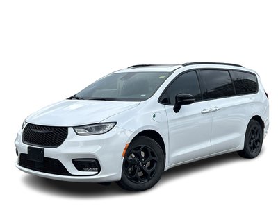 2024 Chrysler Pacifica Hybrid in Markham, Ontario