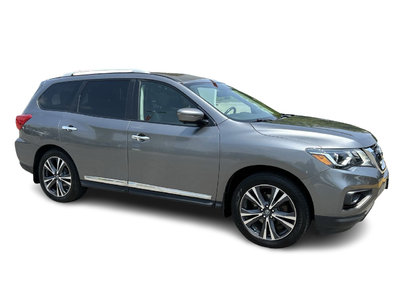2017 Nissan Pathfinder in Markham, Ontario