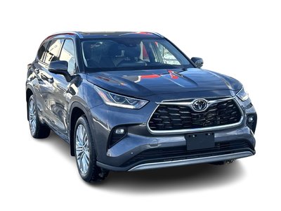 2023 Toyota Highlander in Markham, Ontario