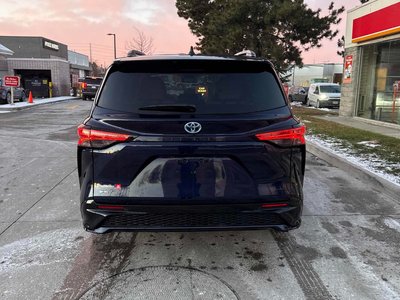 2025 Toyota Sienna Hybrid in Markham, Ontario