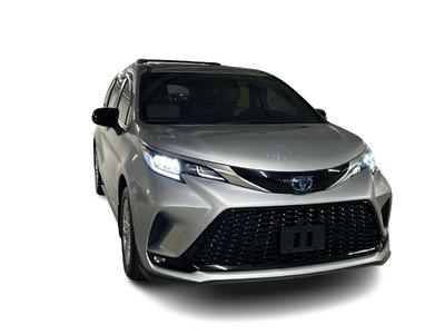 2022 Toyota Sienna in Markham, Ontario