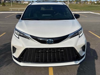 2023 Toyota Sienna in Markham, Ontario