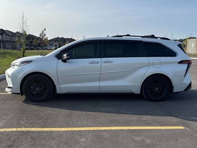 2023 Toyota Sienna in Markham, Ontario