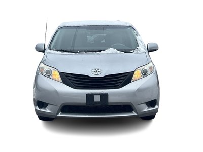 2011 Toyota Sienna in Markham, Ontario