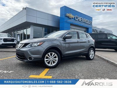 Nissan Qashqai SV AWD TOIT OUVRANT SIÈGES CHAUFF 2018