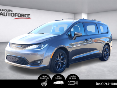 Chrysler Pacifica Touring 2020