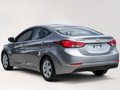 Hyundai Elantra  2016 à Dorval, Québec