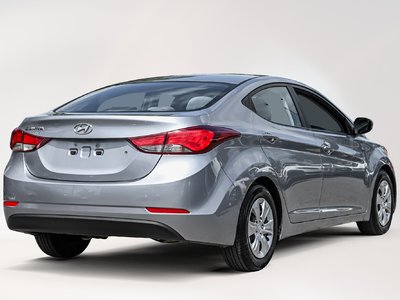 Hyundai Elantra  2016 à Dorval, Québec