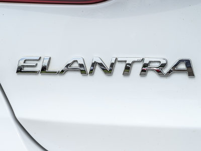 Hyundai Elantra  2017 à Dorval, Québec