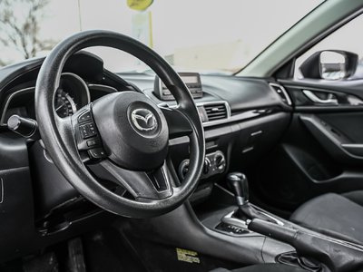 2015 Mazda 3 in Dorval, Quebec