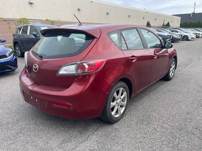 2011 Mazda 3 in Dorval, Quebec