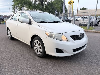Toyota Corolla  2010 à Dorval, Québec